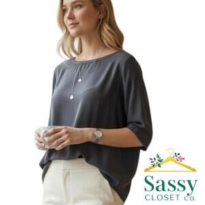 Ann Taylor Navy Round Neck Short Sleeve Lightweight Blouse Size L EUC